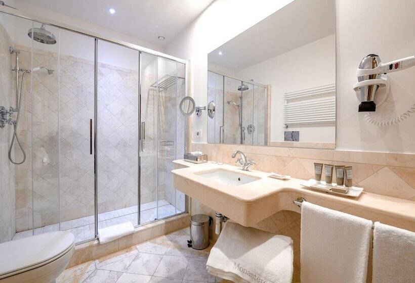 디럭스 룸, Monastero Di Cortona Hotel & Spa