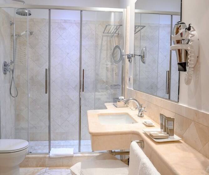 디럭스 룸, Monastero Di Cortona Hotel & Spa