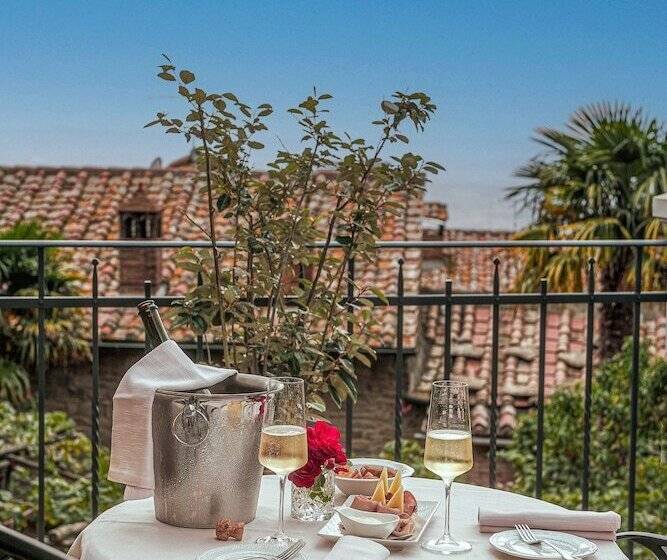 디럭스 룸, Monastero Di Cortona Hotel & Spa