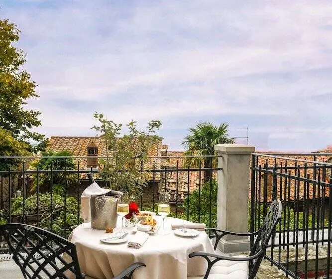 デラックスルーム, Monastero Di Cortona Hotel & Spa