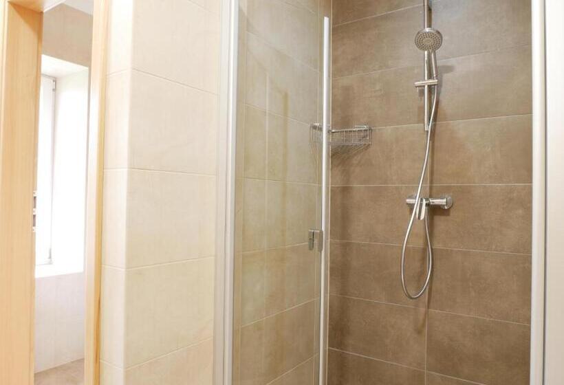 Deluxe Suite King Bed, Penzion Adéla