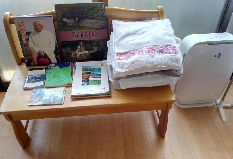 غرفة قياسية ثلاثية مزودة بشرفة, Miyako