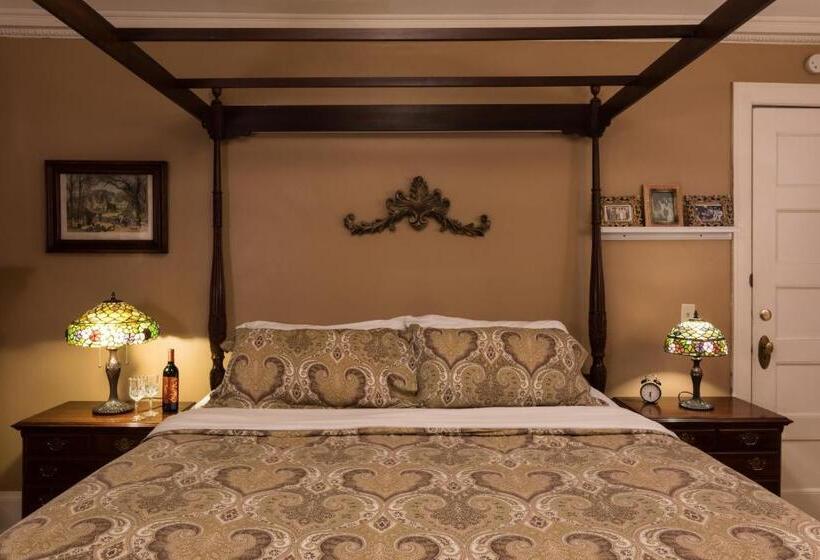 キングサイズベッドのデラックスルーム, Ringling House Bed & Breakfast