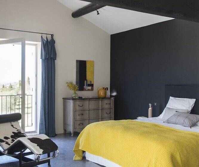 اتاق استاندارد با چشم‌انداز باغ, Ferme Les Callis