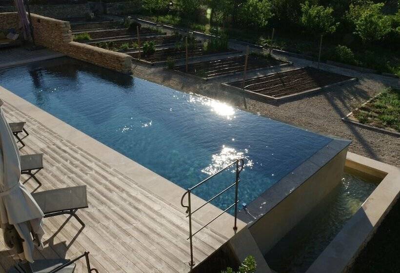 خانه 1 خوابه, Ferme Les Callis