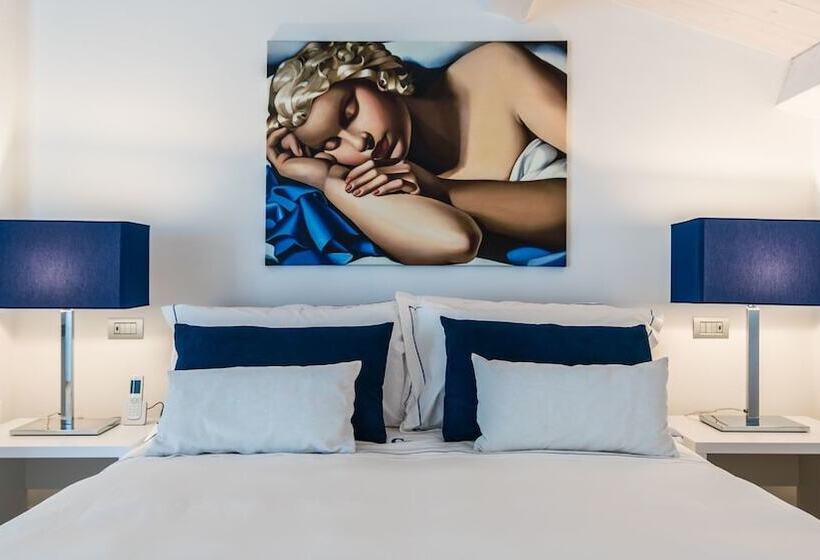 수피리어 룸, Cafe Bleu Relais