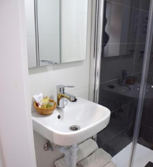 غرفة قياسية, Maite Urban Dreams