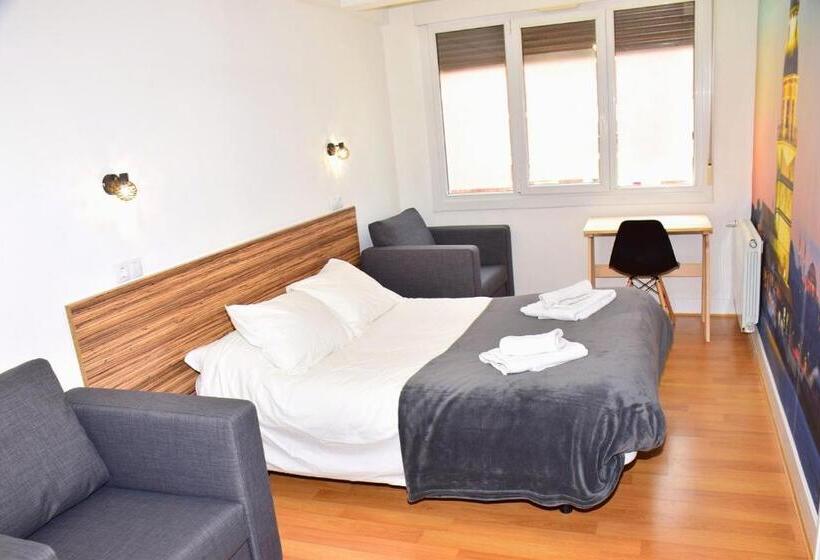 غرفة عائلية, Maite Urban Dreams