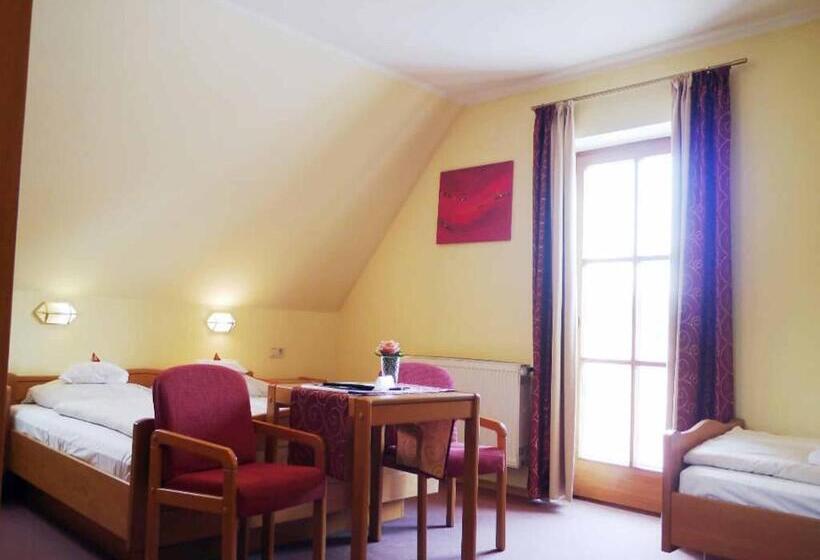 标准三人间, Da`sporrer Hotel & Wirtshaus