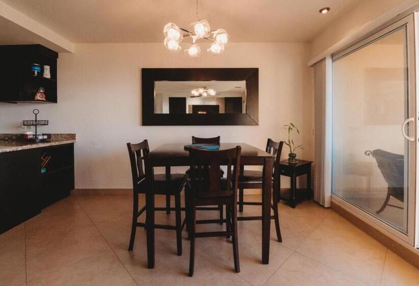 带1个卧室的带海景的公寓, Casa De Ortiz