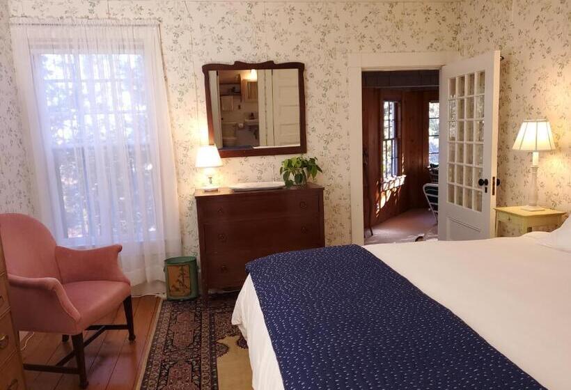 جناح سوبيريور, Harbourside Inn