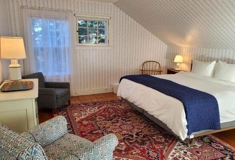 キングサイズベッドのスタンダードルーム, Harbourside Inn