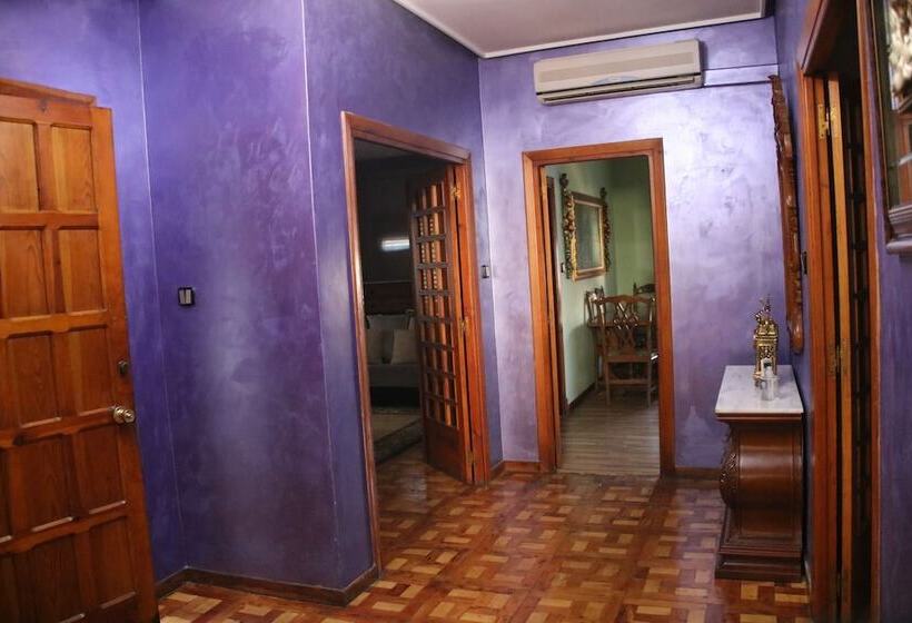 Шале 1 Спальня, Hostal Burgalés