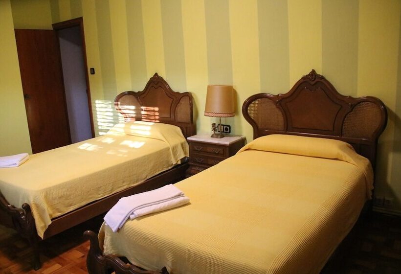 شاليه غرفة نوم واحدة, Hostal Burgalés