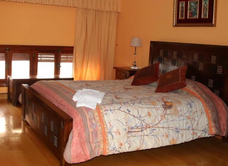 شاليه غرفة نوم واحدة, Hostal Burgalés