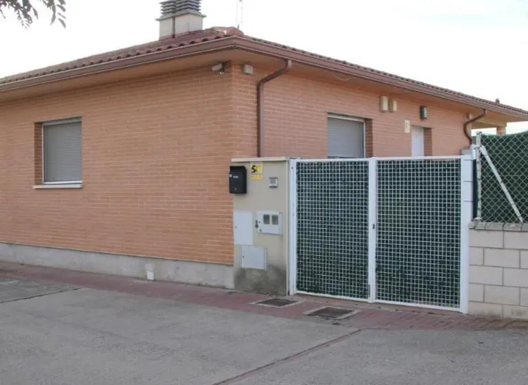 Talo 1 Makuuhuone, Hostal Burgalés