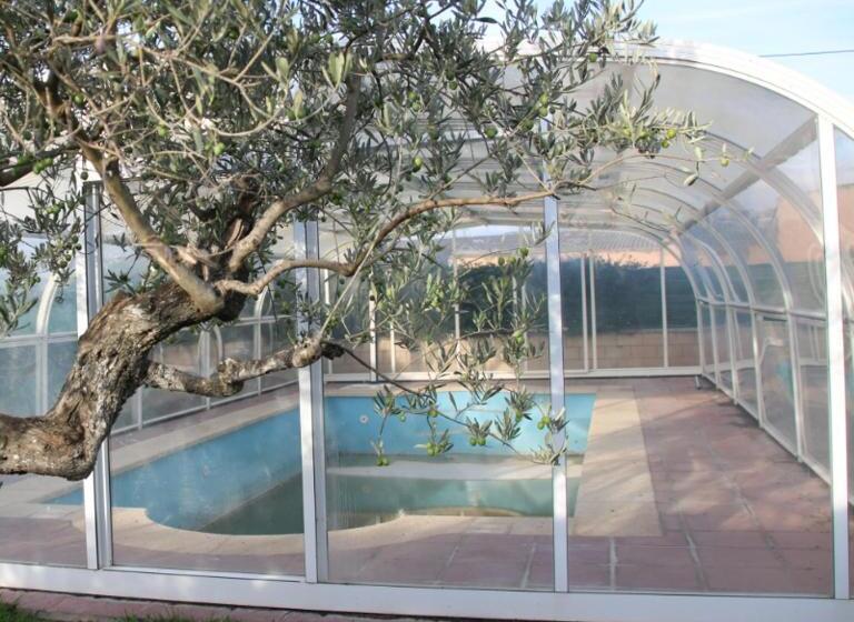 منزل غرفة نوم واحدة, Hostal Burgalés