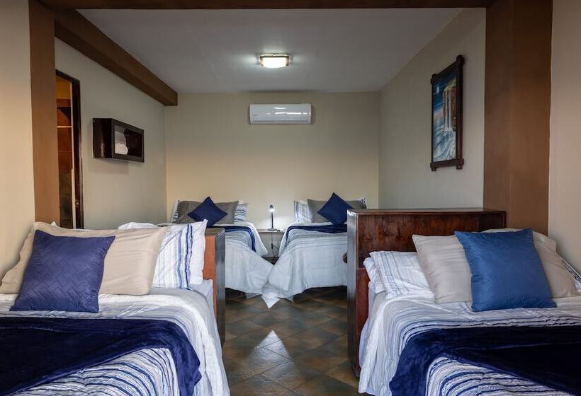 اتاق خانوادگی با چشمانداز دریا, Ast Surf