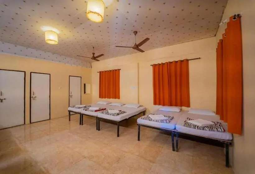 スイート（家族用）, Camp Serai Tiger Tadoba