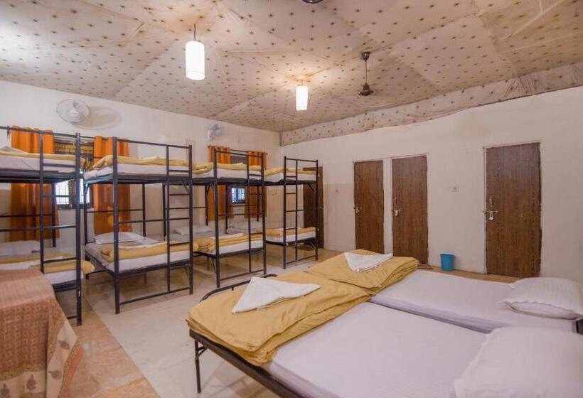 جناح عائلي, Camp Serai Tiger Tadoba