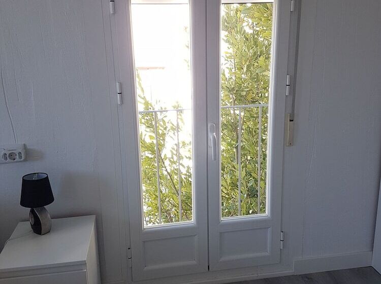 اتاق خانوادگی, Casa Botes