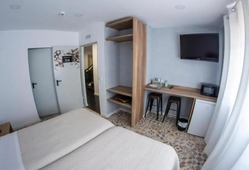 スタンダードルーム, Hostal Las Encinas
