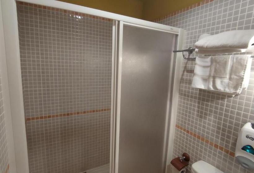 标准间, Ostatu Zegama