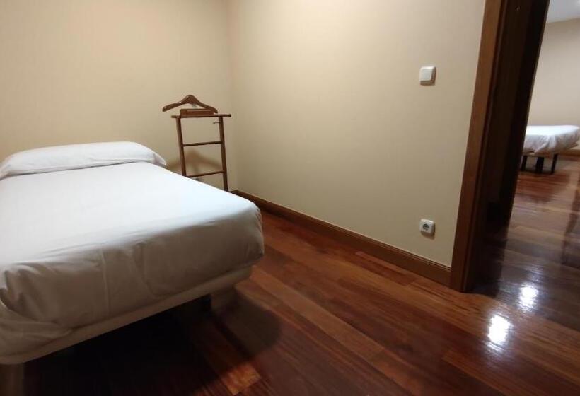 标准三人间, Ostatu Zegama