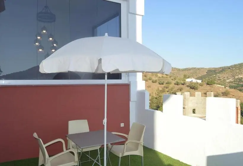 プールの見える１ベッドルームアパートメント, Balcones De Bentomiz