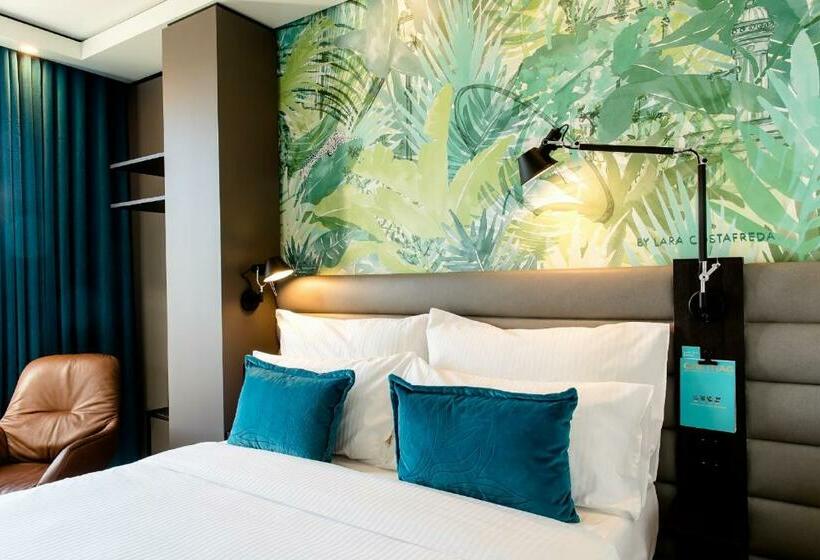 Номер Стандартный с Видом, Motel One Barcelonaciutadella