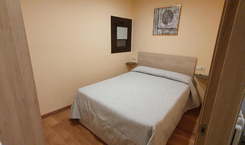 バルコニー付きスタンダードトリプルルーム, Apartamentos La Venta Del Rome