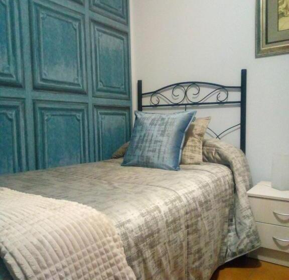 اتاق استاندارد یک تخته با سرویس بهداشتی مشترک, Pension Ilarrazabal Hss00591