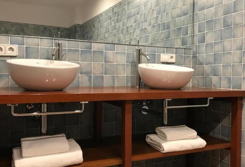 バスタブ付きスタンダードルーム, Hostal Can Xicu
