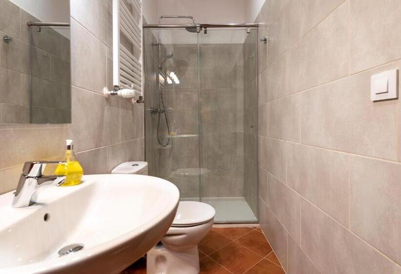 Номер Deluxe, Hostal Can Xicu