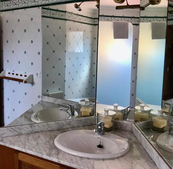 Номер Стандарт с Террасой, Hostal Can Xicu