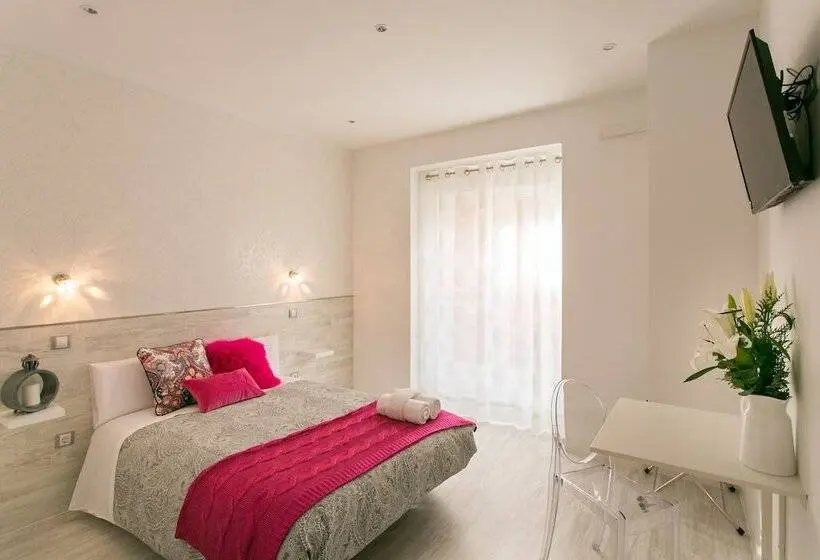 اتاق سوپریور, Hostal Met Madrid