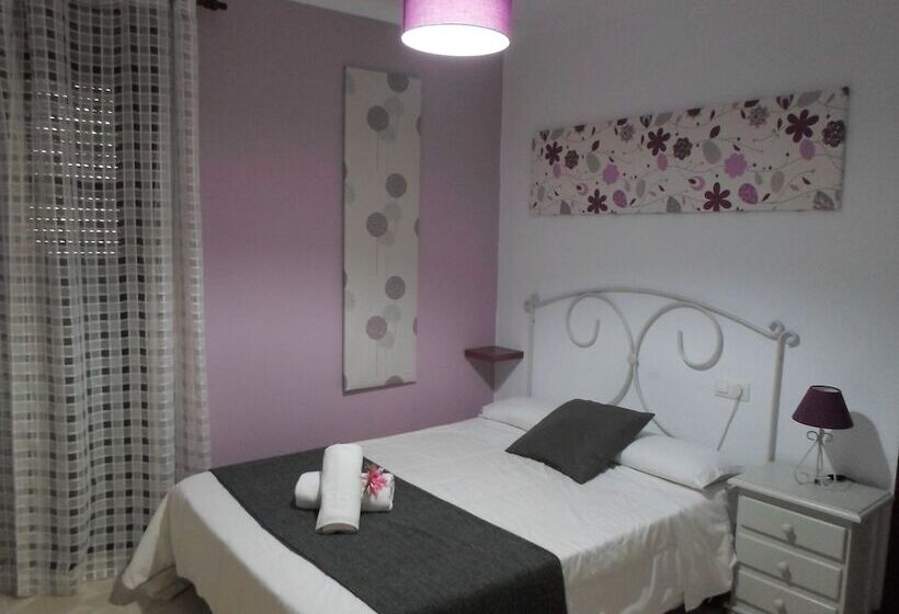 Standardrum, Hostel Conil