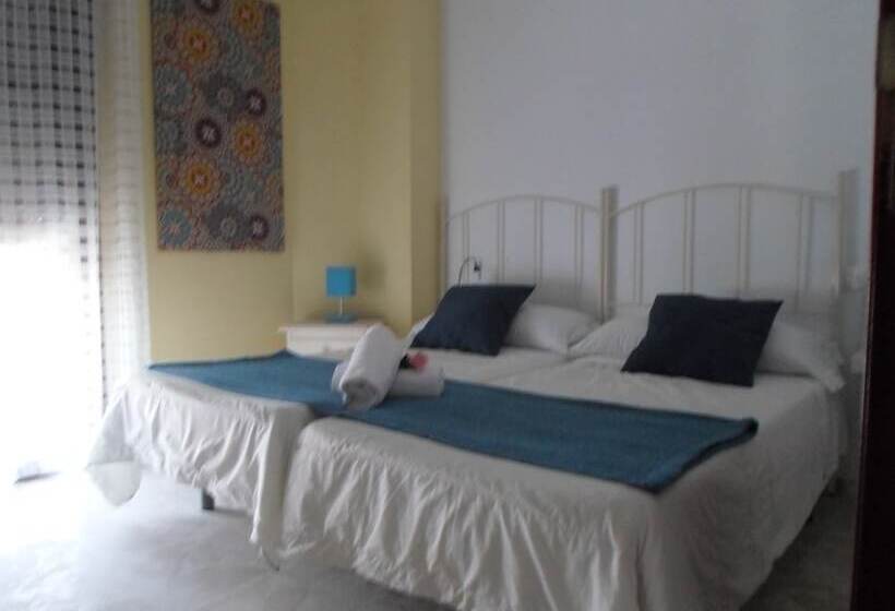 Fyrbädds Standardrum, Hostel Conil