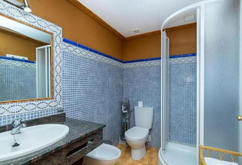 استودیو استاندارد با چشم‌انداز دریا, Unique Hotel Apartments