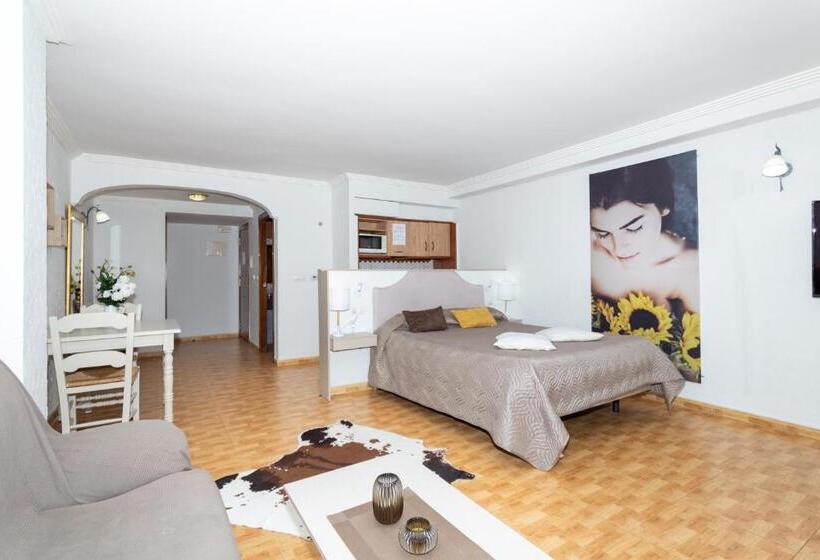 サイドオーシャンビューのスタンダードワンルーム, Unique Hotel Apartments