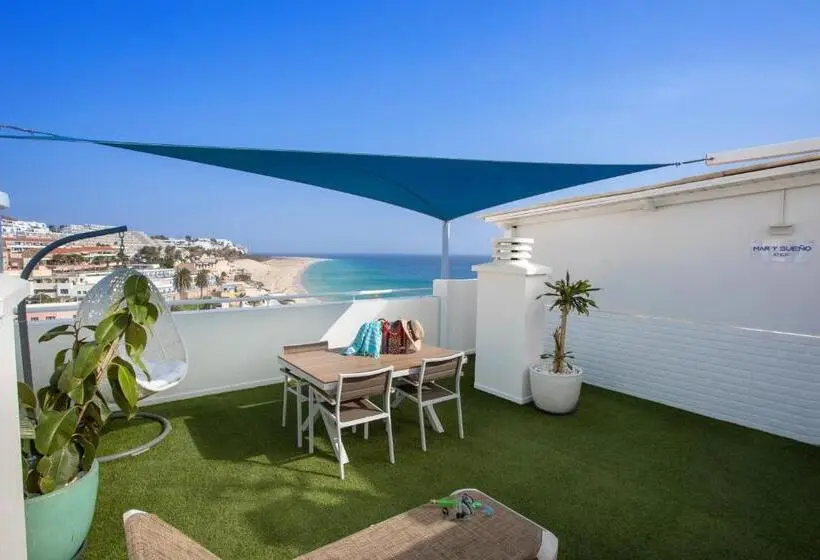 1 Bedroom Penthouse Apartment, Altavista Apartahotel Adults Only Over 14