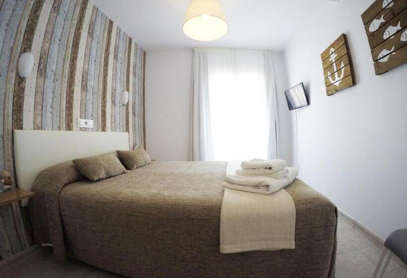 高级海景房, Hostal Del Mar