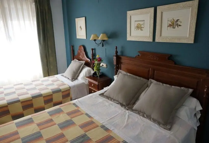 スタンダードトリプルルーム, Hostal La Posada