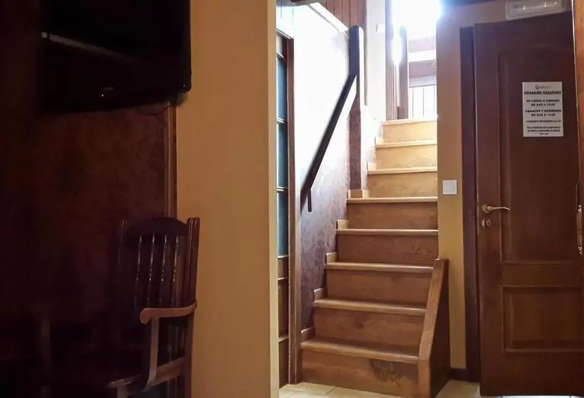 デラックスルーム, Hostal Medievo