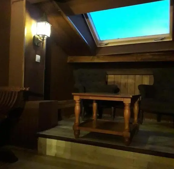 デラックスルーム, Hostal Medievo