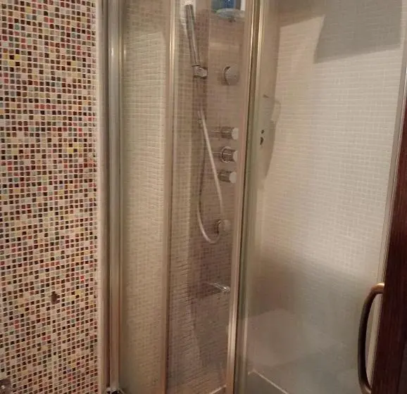 スーペリアールーム, Hostal Medievo