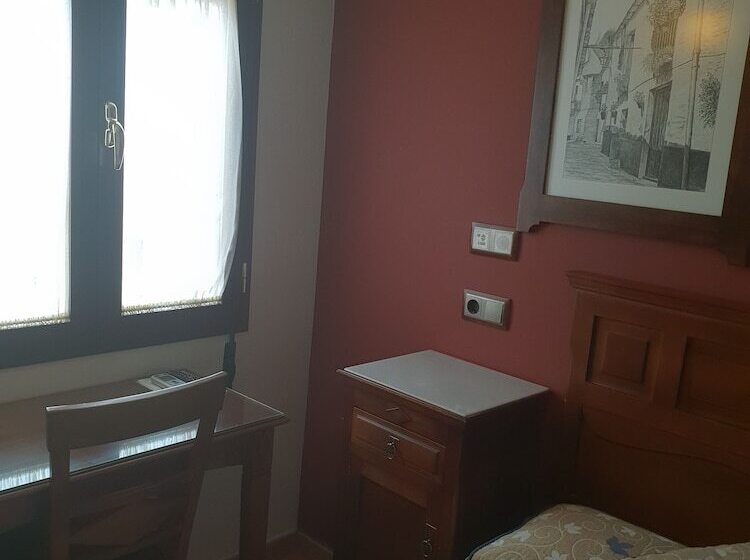 חדר סטנדרט יחיד, Hospedería Ana Pilar