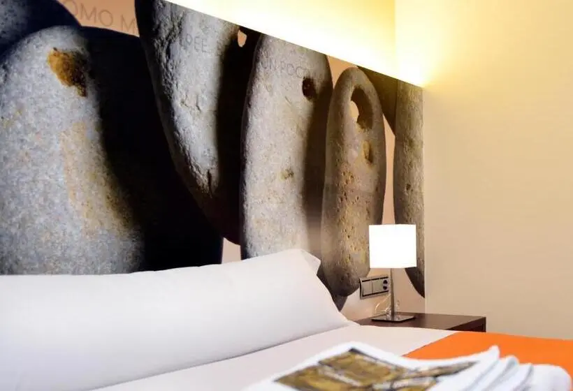 اتاق استاندارد, Hostal Bajo La Muralla