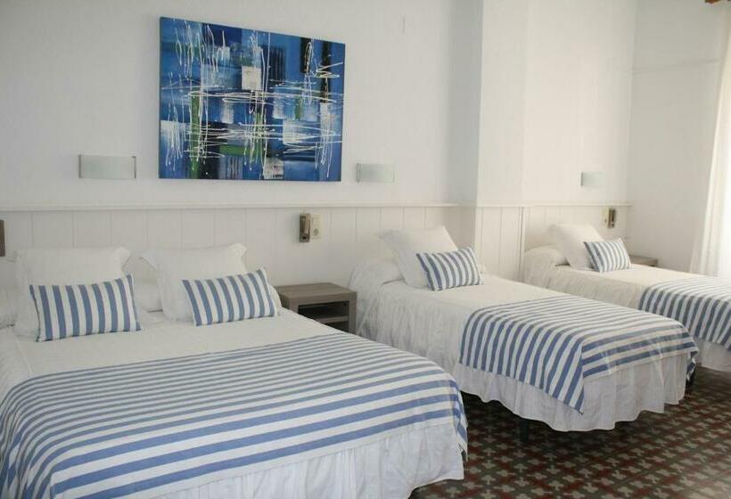 スタンダード4人部屋, Hostal La Florida