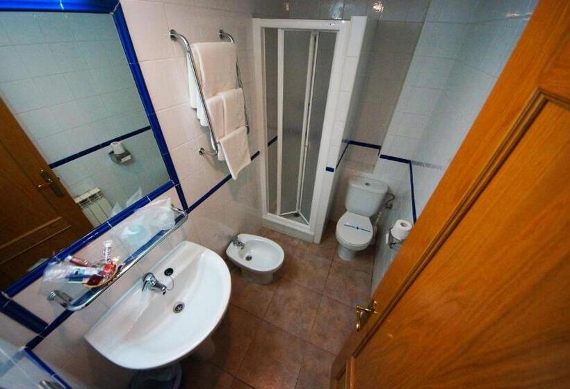 标准单人间, Hostal Restaurante El Surtidor